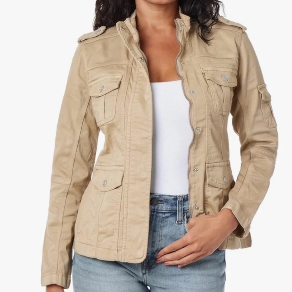 Kensie military utility